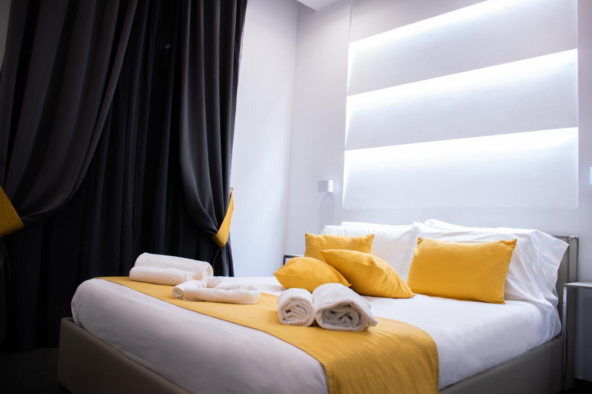 Megaris Luxury Suite Rooms Νάπολη Εξωτερικό φωτογραφία